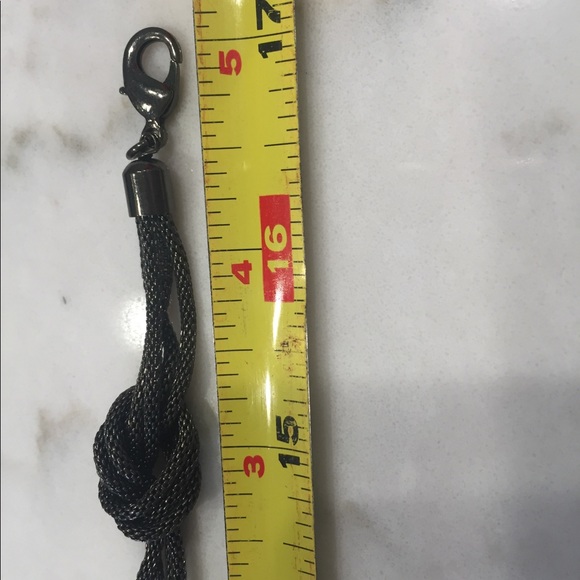 Black mesh necklace - Picture 2 of 3